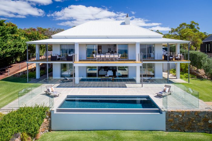 Bilyarra, Eagle Bay